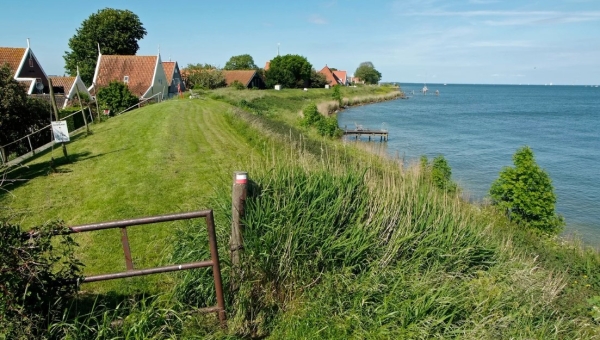 Politiek zet onverwacht deur open voor bouwen in Markermeer